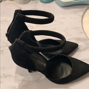 Steve Madden Black Suede ankle strap. Gently used.